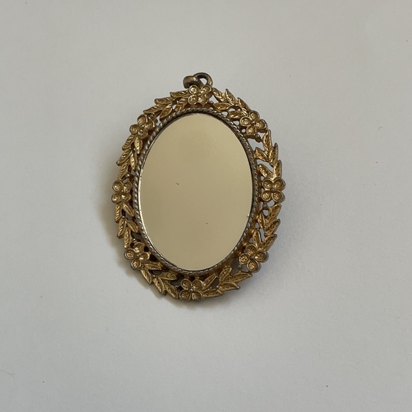 Vintage Avon Mirrored Pendant - Picture 2 of 6